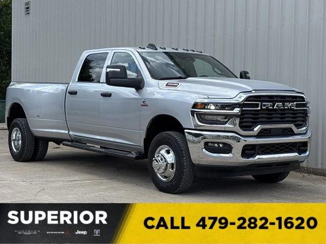 2026 RAM Ram 3500 RAM 3500 TRADESMAN CREW CAB 4X4 8 BOX