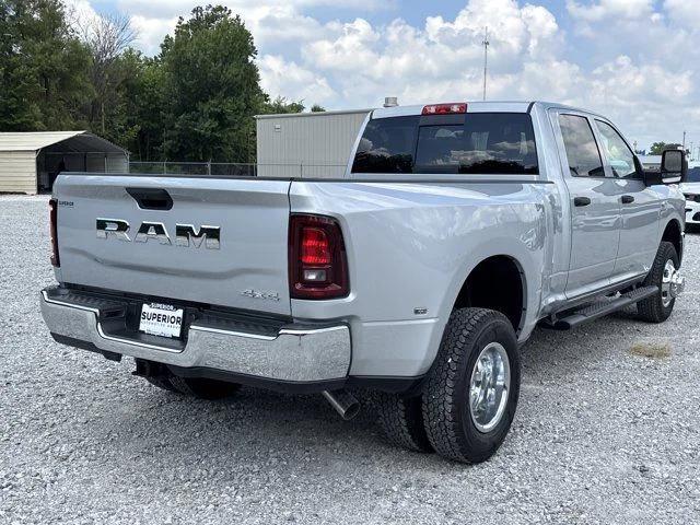 2026 RAM Ram 3500 RAM 3500 TRADESMAN CREW CAB 4X4 8 BOX