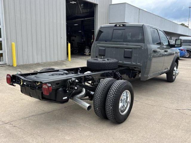 2026 RAM 3500 Chassis RAM 3500 TRADESMAN CREW CAB CHASSIS 4X4 60 CA
