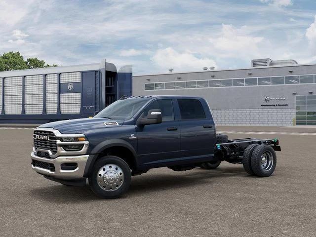 2026 RAM Ram 5500 Chassis Cab RAM 5500 TRADESMAN CHASSIS CREW CAB 4X4 60 CA