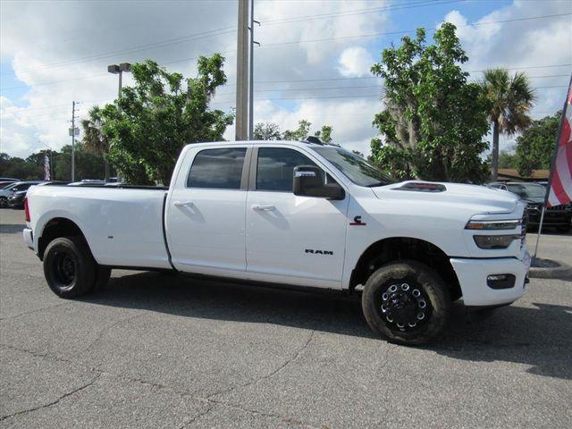 2026 RAM Ram 3500 RAM 3500 LARAMIE CREW CAB 4X4 8 BOX