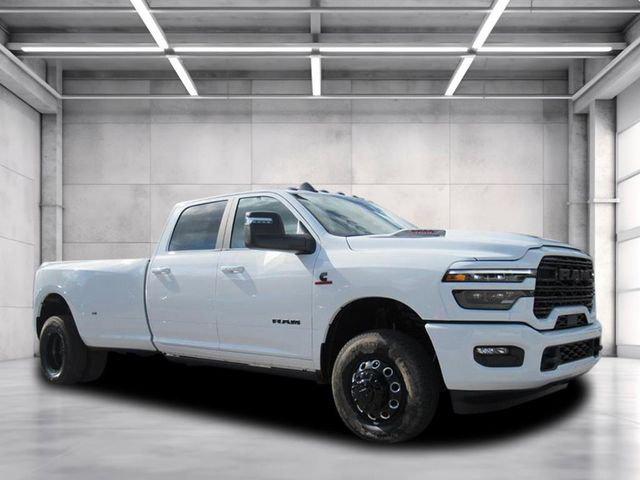 2026 RAM Ram 3500 RAM 3500 LARAMIE CREW CAB 4X4 8 BOX