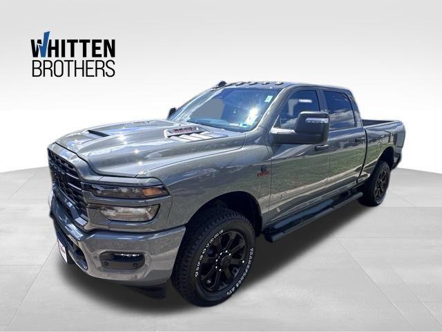 2026 RAM Ram 2500 RAM 2500 BLACK EXPRESS CREW CAB 4X4 64 BOX