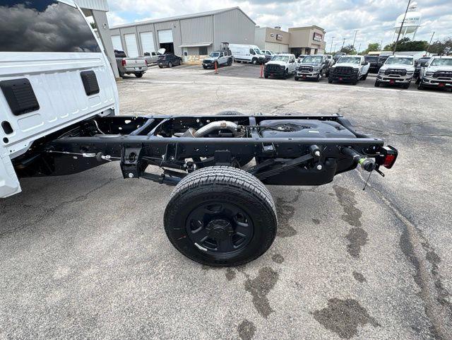 2026 RAM Ram 3500 Chassis Cab RAM 3500 TRADESMAN CREW CAB CHASSIS 4X4 60 CA
