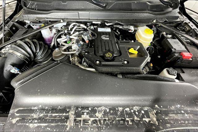 2026 RAM Ram 3500 RAM 3500 LARAMIE CREW CAB 4X4 8 BOX