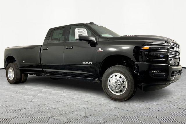 2026 RAM Ram 3500 RAM 3500 LARAMIE CREW CAB 4X4 8 BOX