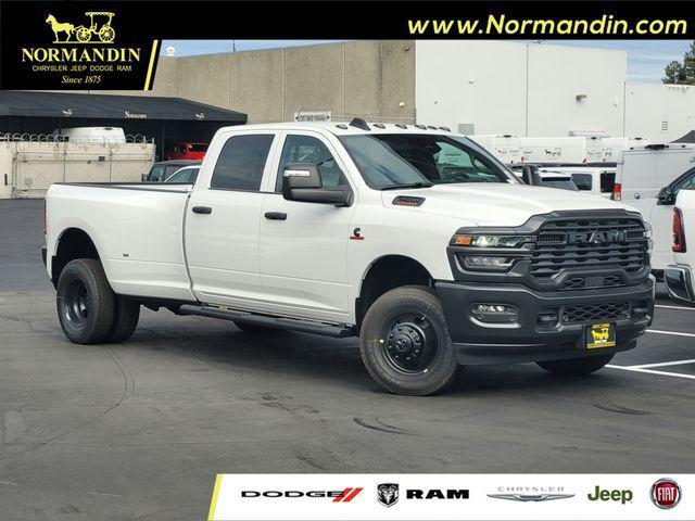 2026 RAM Ram 3500 RAM 3500 TRADESMAN CREW CAB 4X4 8 BOX 2026 RAM Ram 3500 RAM 3500 TRADESMAN CREW CAB 4X4 8 BOX