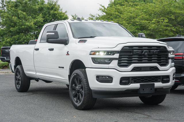 2026 RAM Ram 3500 RAM 3500 BIG HORN CREW CAB 4X4 8 BOX