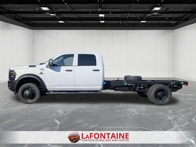 2026 RAM Ram 5500 Chassis Cab RAM 5500 TRADESMAN CHASSIS CREW CAB 4X4 84 CA