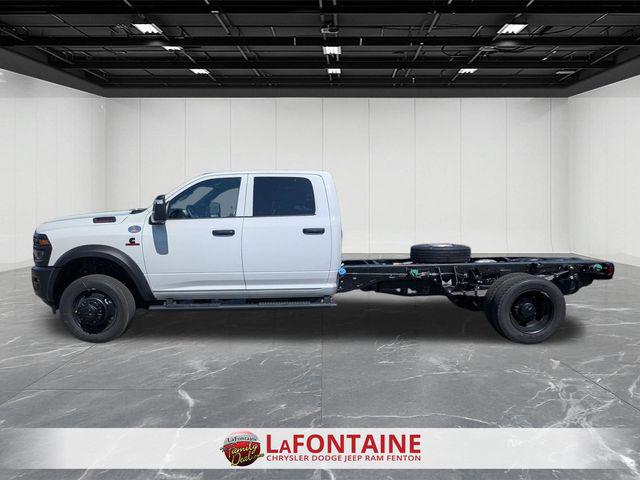 2026 RAM Ram 5500 Chassis Cab RAM 5500 TRADESMAN CHASSIS CREW CAB 4X4 84 CA