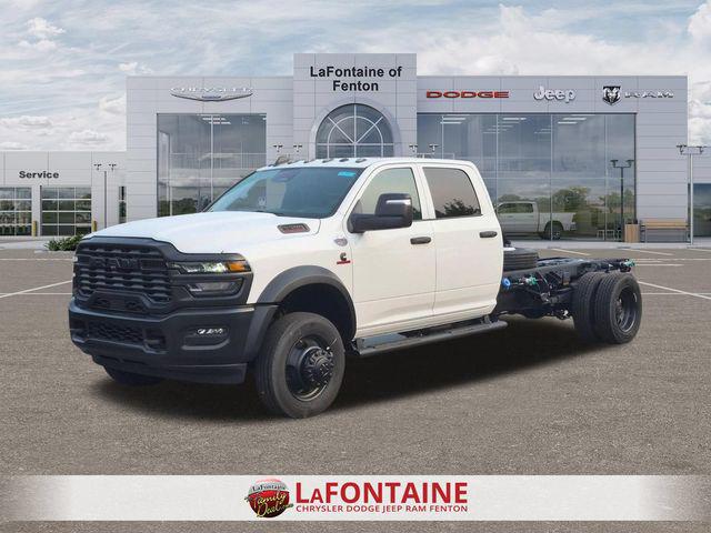 2026 RAM 5500 Chassis RAM 5500 TRADESMAN CHASSIS CREW CAB 4X4 84 CA