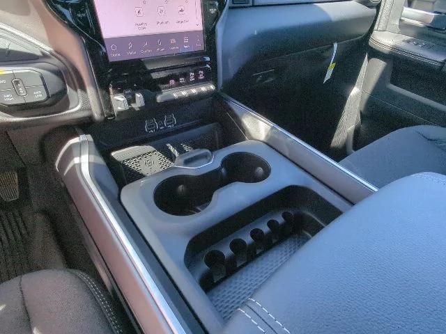 2026 Ram 2500 Big Horn Crew Cab 4x4 6'4" Box