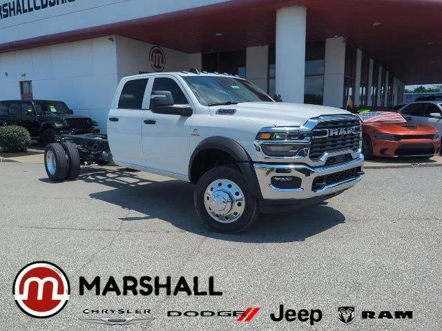 2026 RAM 5500 Chassis RAM 5500 TRADESMAN CHASSIS CREW CAB 4X4 84 CA