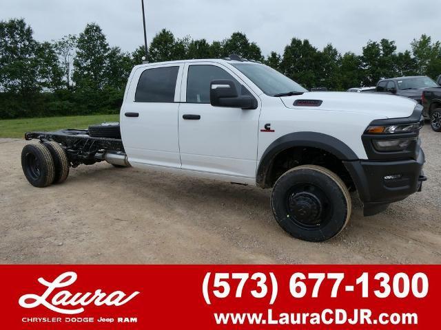 2026 RAM Ram 5500 Chassis Cab RAM 5500 TRADESMAN CHASSIS CREW CAB 4X4 84 CA