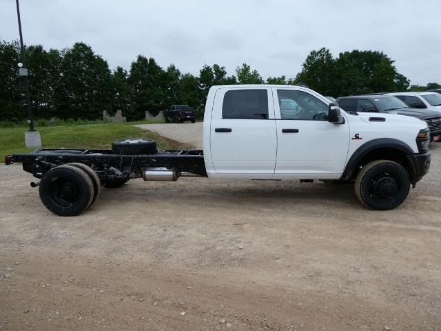 2026 RAM Ram 5500 Chassis Cab RAM 5500 TRADESMAN CHASSIS CREW CAB 4X4 84 CA