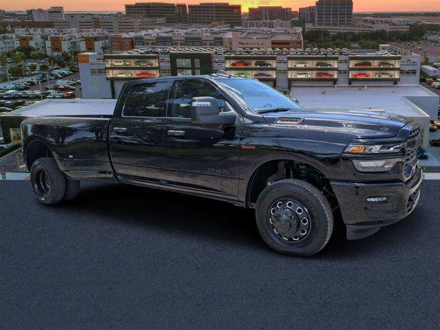 2026 RAM 3500 RAM 3500 BIG HORN CREW CAB 4X4 8 BOX