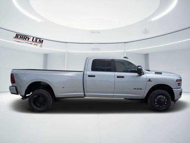 2026 RAM Ram 3500 RAM 3500 BIG HORN CREW CAB 4X4 8 BOX