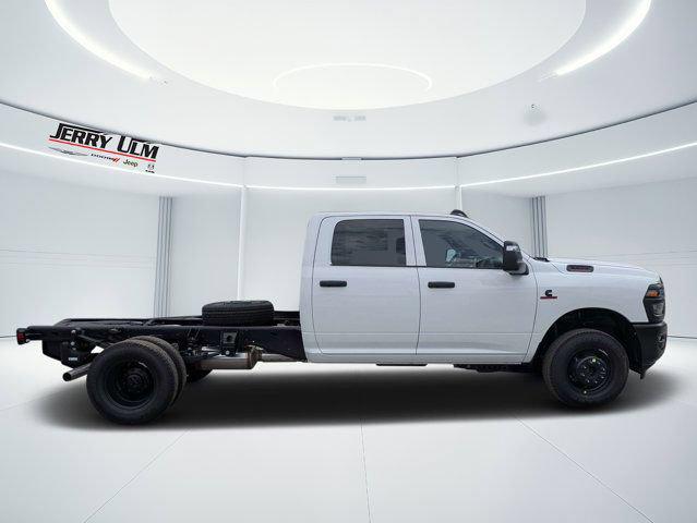 2026 RAM 3500 Chassis RAM 3500 TRADESMAN CREW CAB CHASSIS 4X4 60 CA