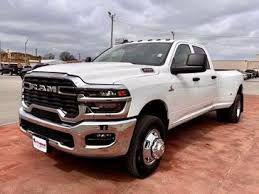 2026 RAM Ram 3500 Chassis Cab RAM 3500 TRADESMAN CREW CAB CHASSIS 4X4 60 CA