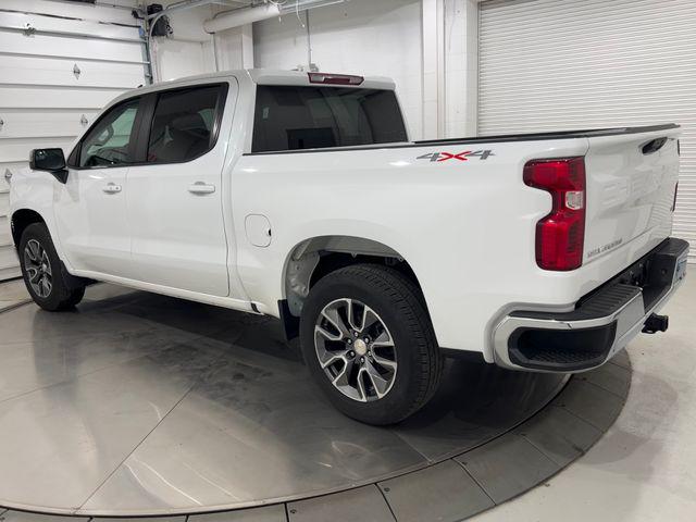 2022 Chevrolet Silverado 1500 4WD Crew Cab Short Bed LT with 2FL
