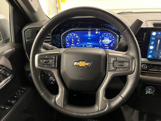 2022 Chevrolet Silverado 1500 4WD Crew Cab Short Bed LT with 2FL