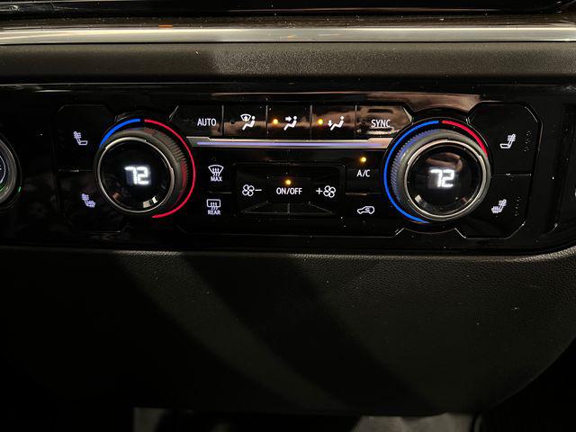 2022 Chevrolet Silverado 1500 4WD Crew Cab Short Bed LT with 2FL