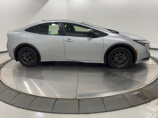 2025 Toyota Prius Plug-In SE