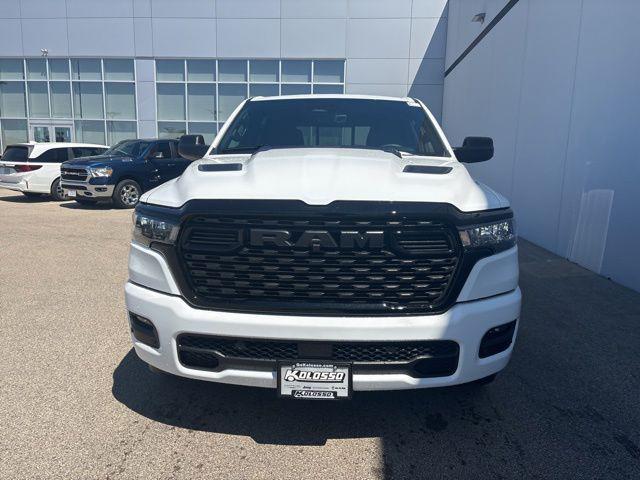 2026 RAM Ram 1500 RAM 1500 EXPRESS CREW CAB 4X4 57 BOX 2026 RAM Ram 1500 RAM 1500 EXPRESS CREW CAB 4X4 57 BOX
