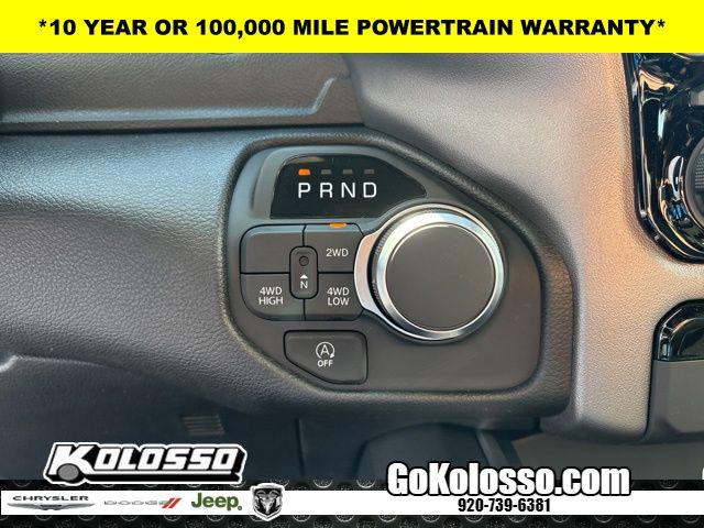 2026 Ram 1500 Express Crew Cab 4x4 5'7" Box