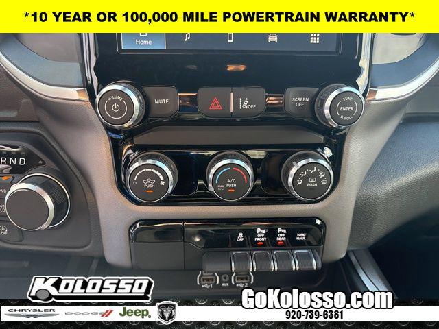 2026 Ram 1500 Express Crew Cab 4x4 5'7" Box