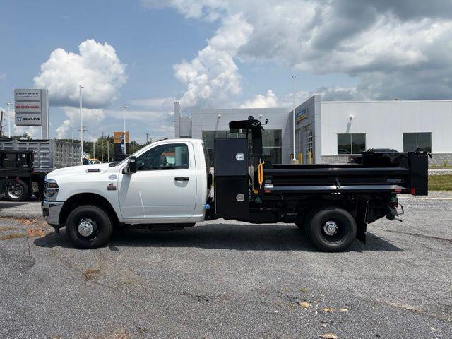 2026 RAM 3500 Chassis RAM 3500 TRADESMAN CHASSIS REGULAR CAB 4X4 84 CA