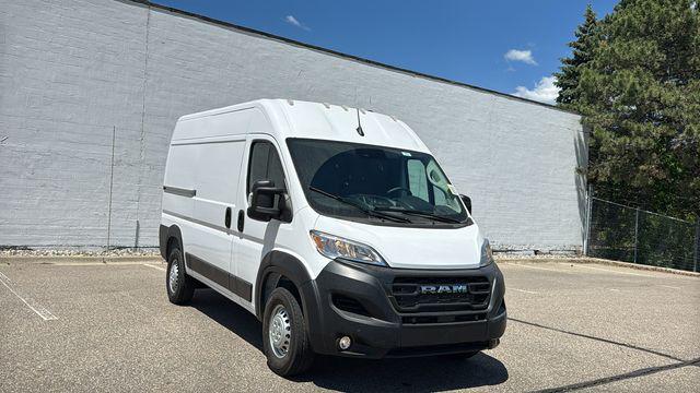 2026 Ram ProMaster Cargo Van Tradesman High Roof 136" WB w/Pass Seat