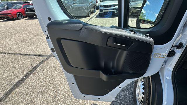 2026 Ram ProMaster Cargo Van Tradesman High Roof 136" WB w/Pass Seat