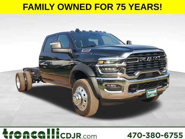 2026 RAM 5500 Chassis RAM 5500 TRADESMAN CHASSIS CREW CAB 4X4 84 CA
