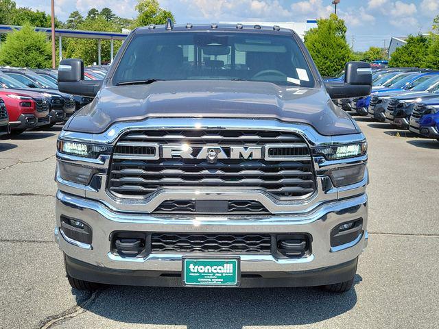 2026 RAM 3500 Chassis RAM 3500 TRADESMAN CREW CAB CHASSIS 4X4 60 CA