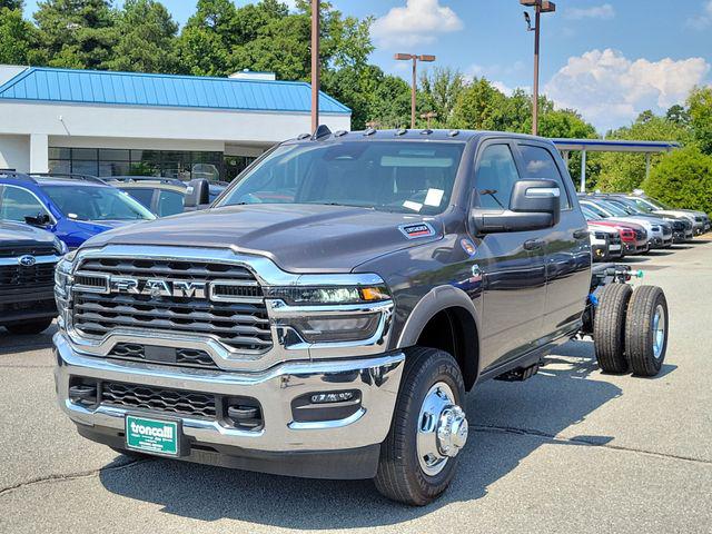 2026 RAM 3500 Chassis RAM 3500 TRADESMAN CREW CAB CHASSIS 4X4 60 CA