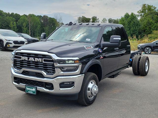 2026 RAM 3500 Chassis RAM 3500 TRADESMAN CREW CAB CHASSIS 4X4 60 CA