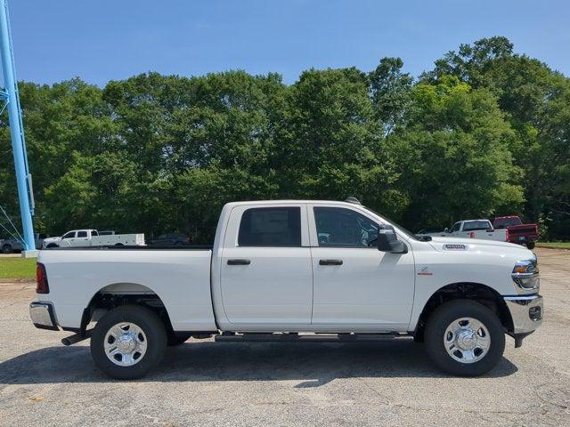 2026 RAM 2500 RAM 2500 TRADESMAN CREW CAB 4X4 64 BOX
