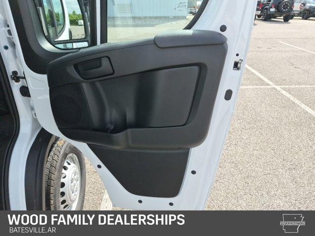 2026 Ram ProMaster Cargo Van Tradesman High Roof 136" WB w/Pass Seat