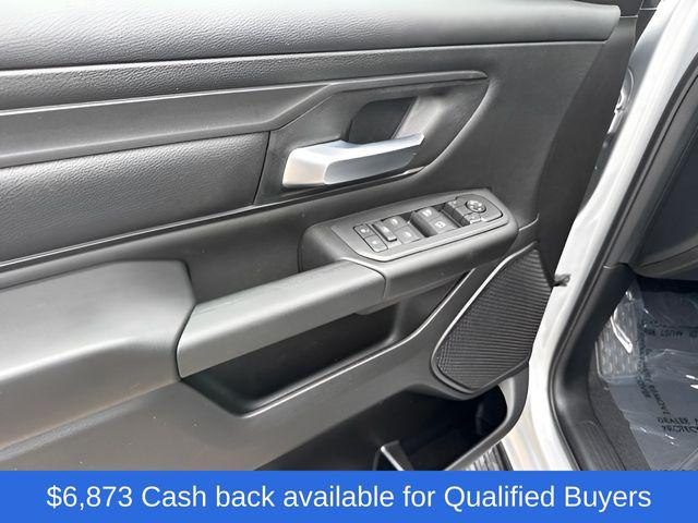 2026 Ram 1500 Express Crew Cab 4x4 57 Box