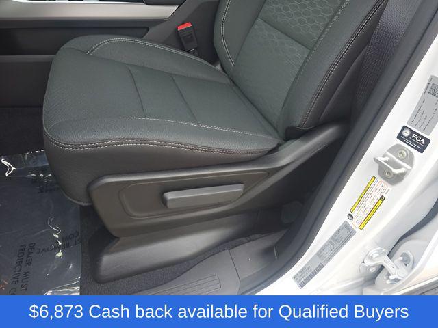 2026 Ram 1500 Express Crew Cab 4x4 57 Box