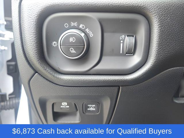 2026 Ram 1500 Express Crew Cab 4x4 57 Box