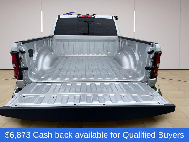 2026 Ram 1500 Express Crew Cab 4x4 57 Box