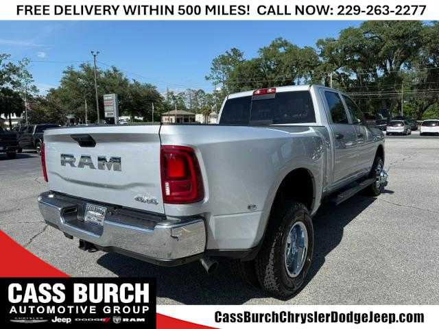 2026 Ram 3500 Tradesman Crew Cab 4x4 8' Box