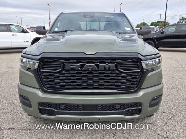2026 RAM Ram 1500 RAM 1500 EXPRESS CREW CAB 4X4 57 BOX