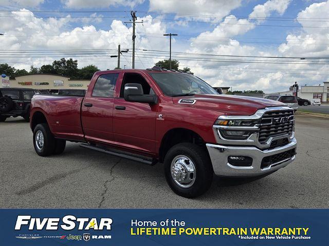 2026 RAM Ram 3500 RAM 3500 TRADESMAN CREW CAB 4X4 8 BOX