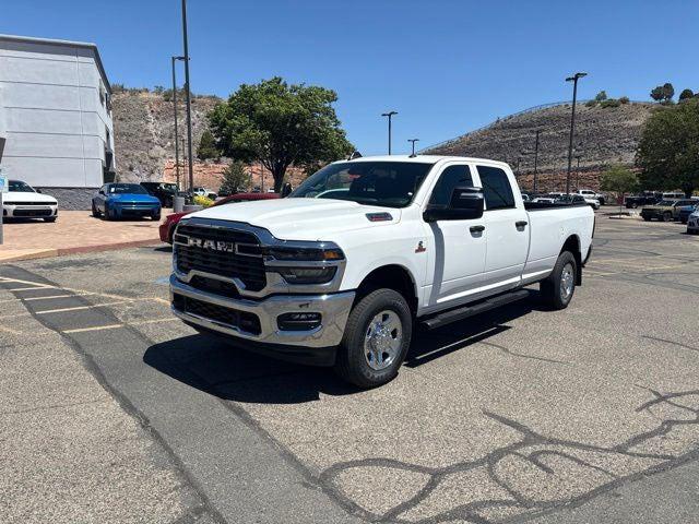 2026 RAM Ram 3500 RAM 3500 TRADESMAN CREW CAB 4X4 8 BOX