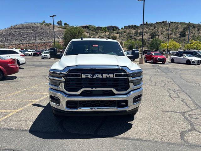 2026 RAM Ram 3500 RAM 3500 TRADESMAN CREW CAB 4X4 8 BOX