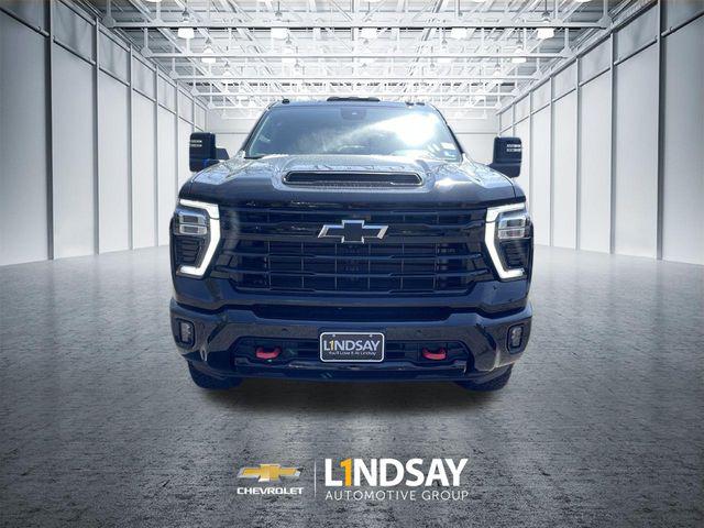 2026 Chevrolet Silverado 3500HD Crew Cab, Standard Bed, LT, 4WD