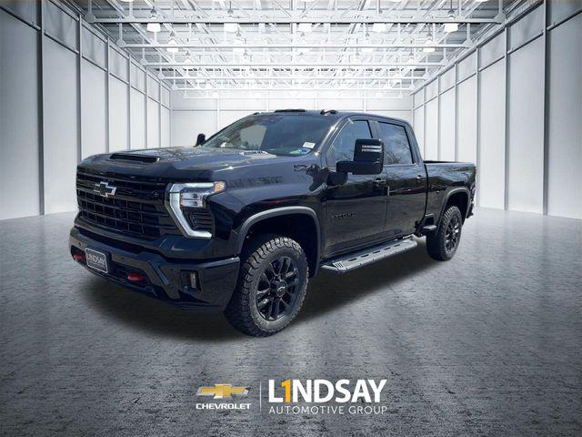 2026 Chevrolet Silverado 3500HD Crew Cab, Standard Bed, LT, 4WD